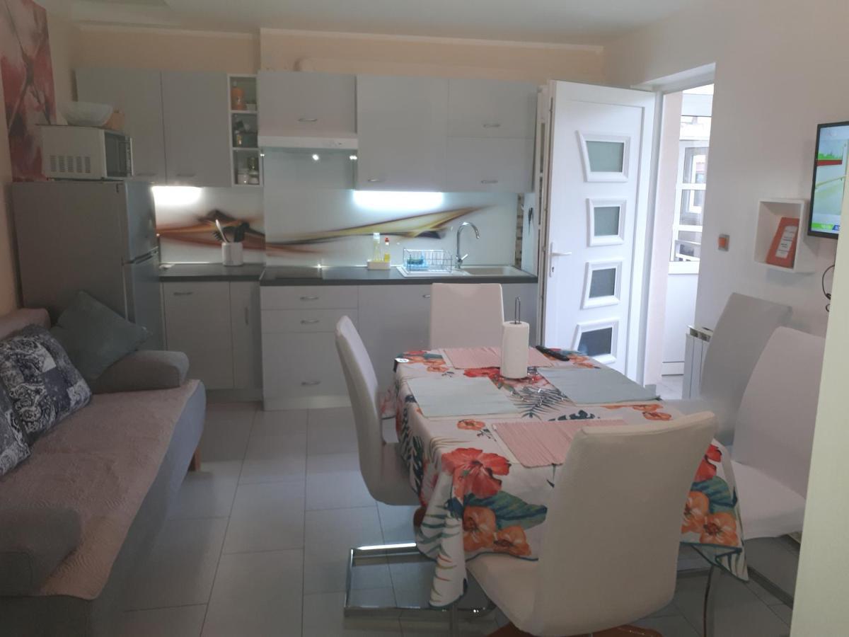 Apartment Lucija Kostrena Eksteriør bilde